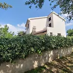 In With Garden