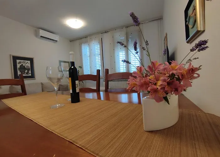 In With Garden
